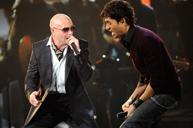  دانلود موزیک ویدئو جدید فوق العاده زیبای Enrique Iglesias و Pitbull به نام Let Me Be Your Lover
